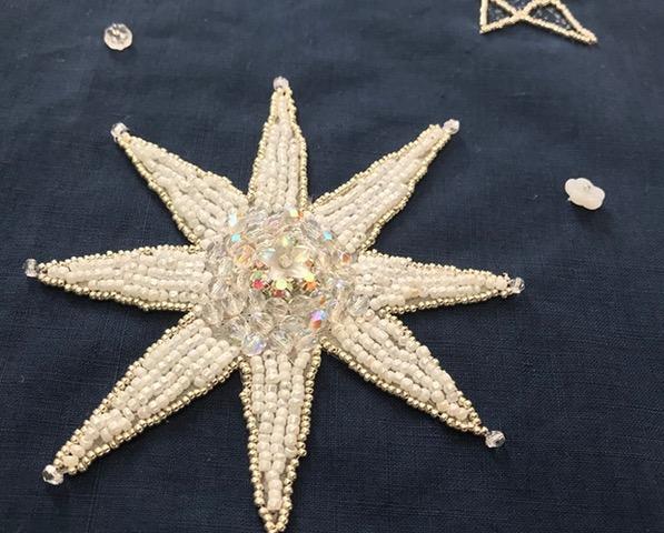 Margaret Giller, Necklace of Stars. Photo copyright Lois Blackburn